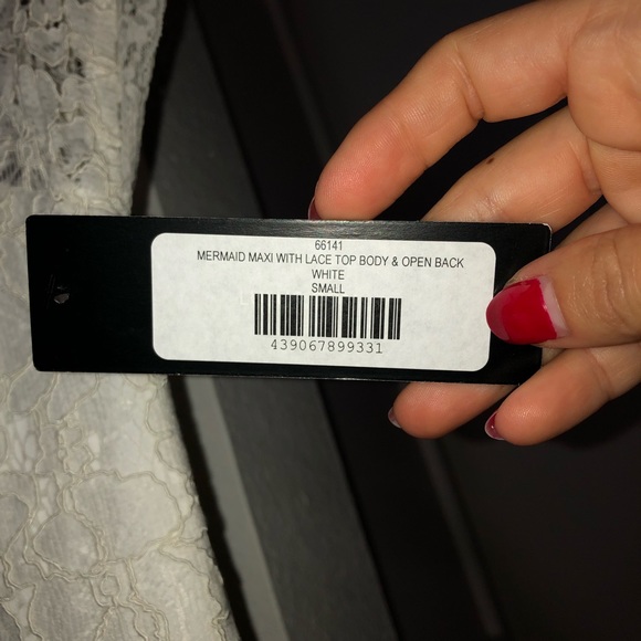 Mermaid Maxi with Lace Top Body & Keyhole Open Back Lulus Dress. - Picture 6 of 8